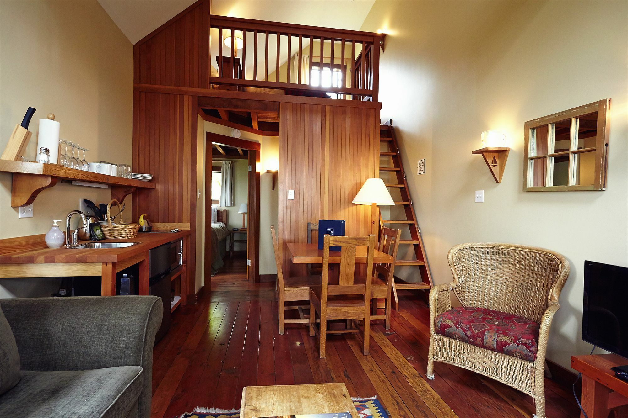 Middle Beach Lodge トフィーノ エクステリア 写真